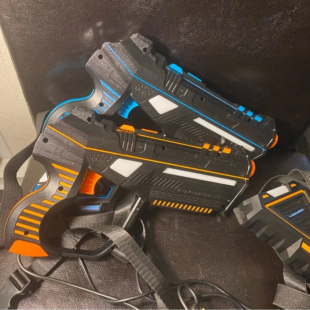 2X Squad Hero Rechargeable Laser Tag Set for Kids, Teens & Adults - Guns & Vests